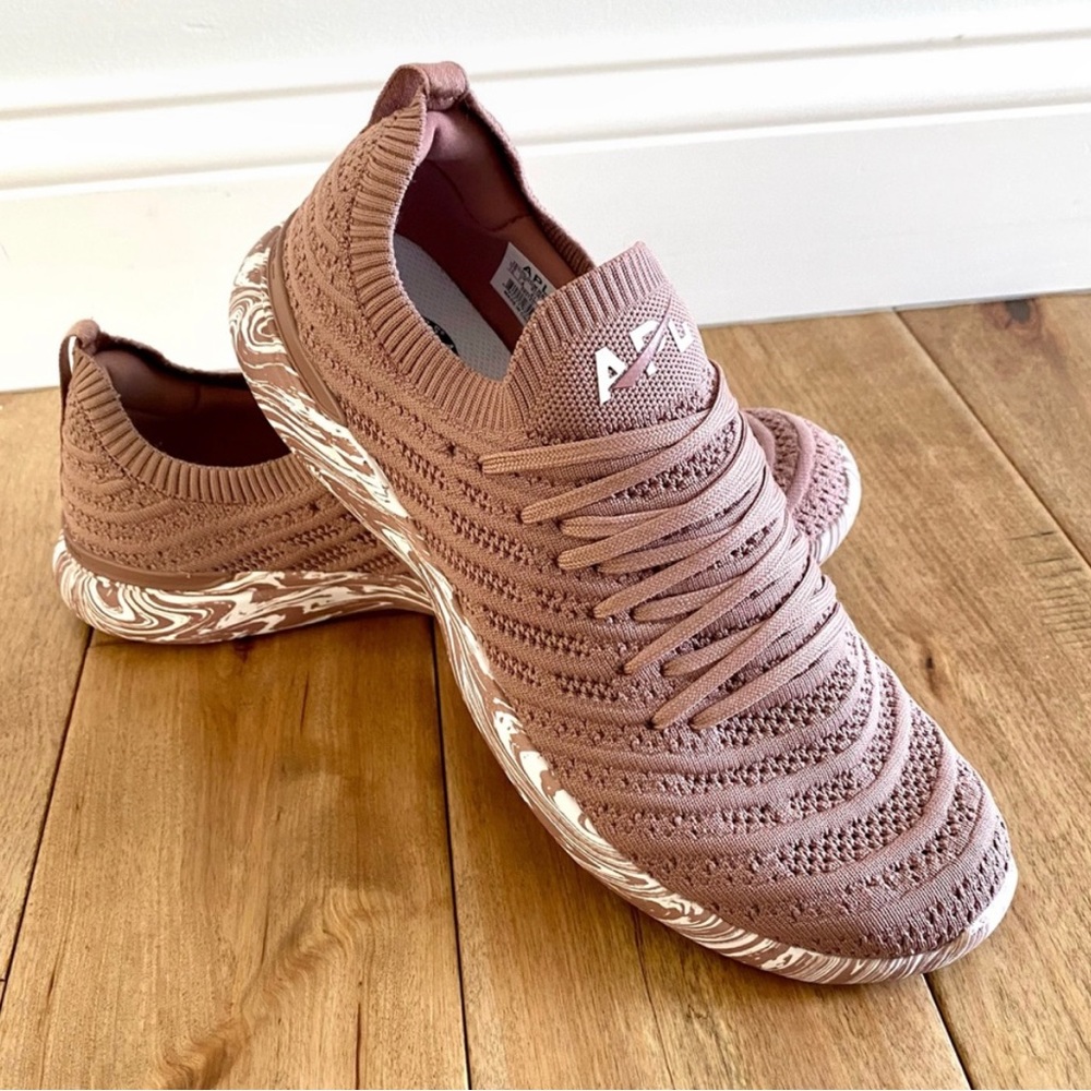 APL Techloom Wave